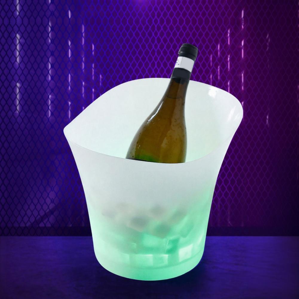 Nouvelle glacière LED en plast - Beer Wine Up avis et prix