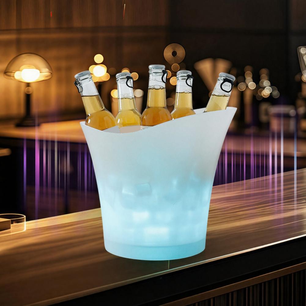 Nouvelle glacière LED en plast - Beer Wine Up avis et prix